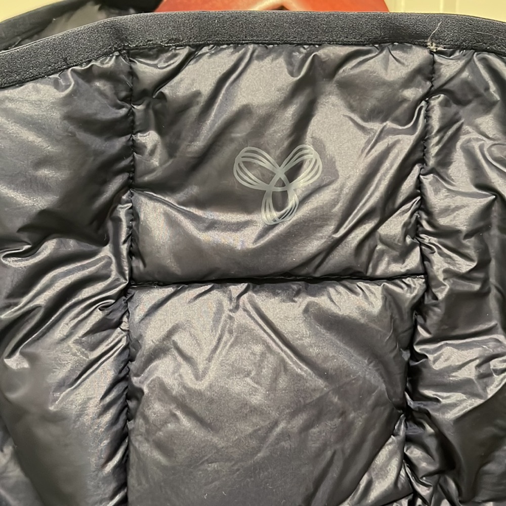 Navy Long Puffer Jacket. Packable - image 3